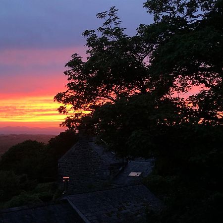 The Old Farmhouse B&B Dyffryn Ardudwy Esterno foto