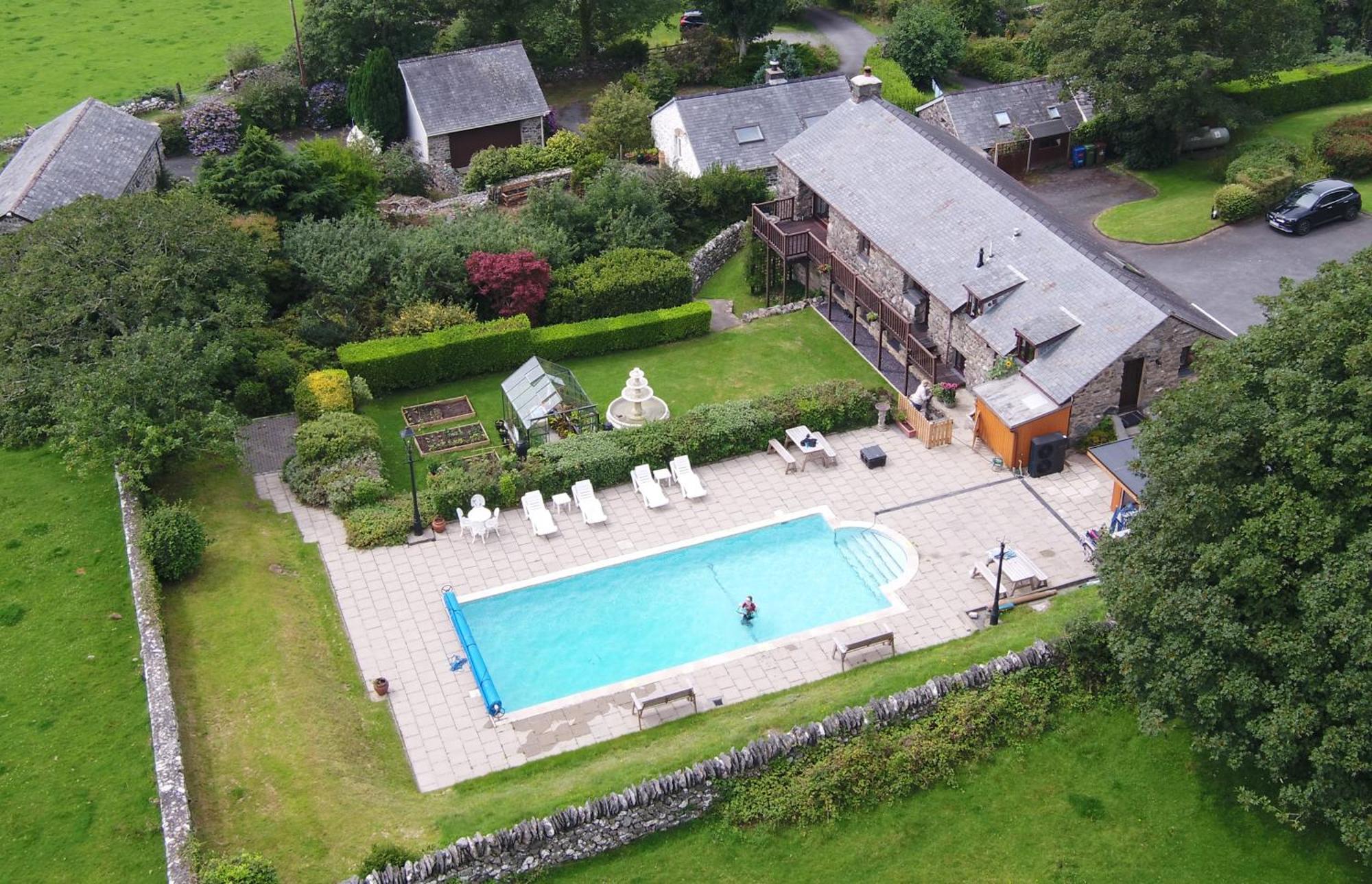 The Old Farmhouse B&B Dyffryn Ardudwy Esterno foto